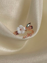 In Full Bloom- Dreamy Princess Ring