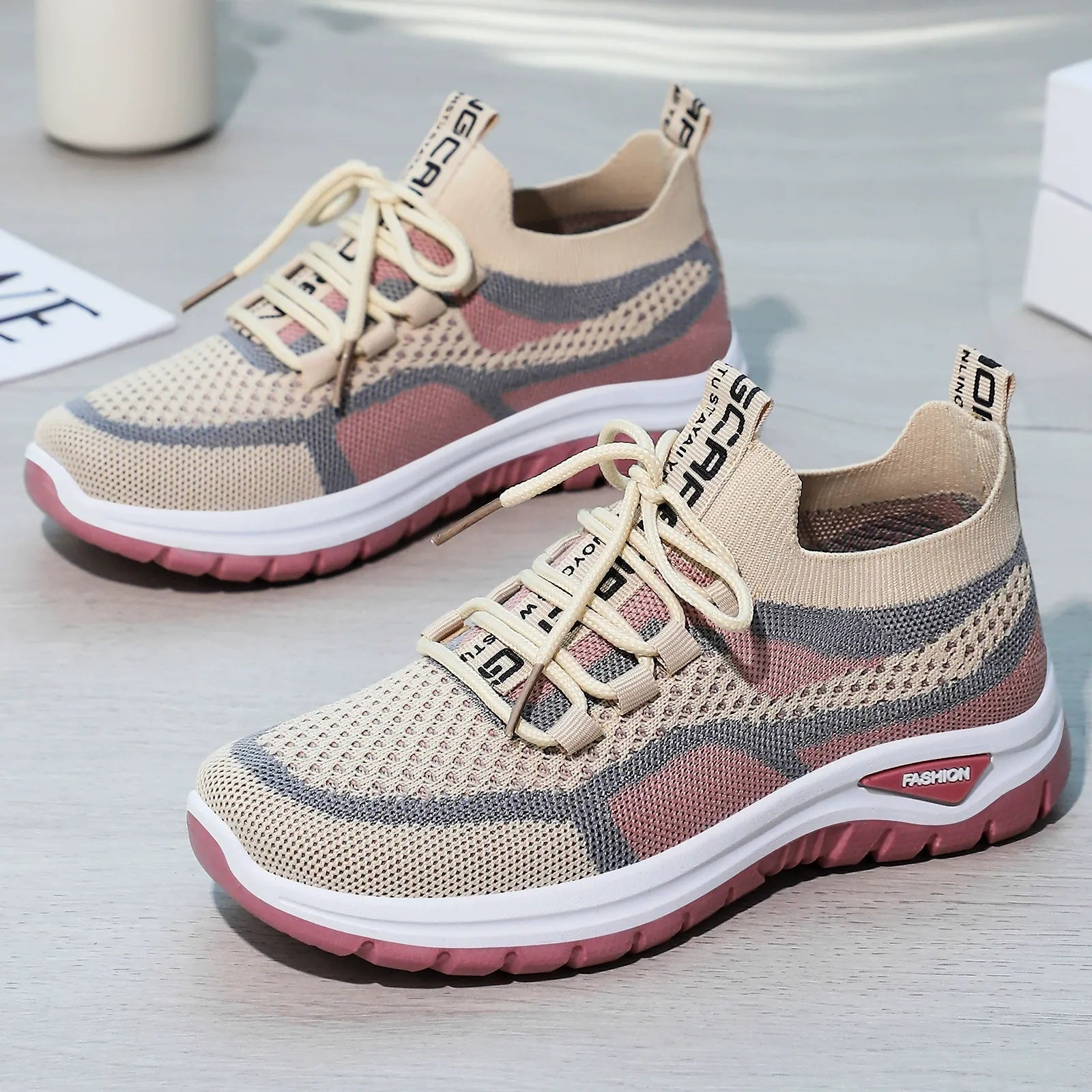 Women's Casual Lace-Up Running Shoes